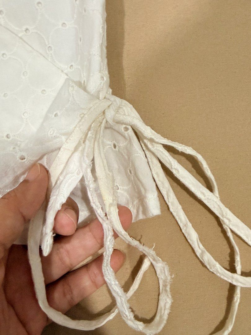 Wrap Around For Me (Category: Blouses) located in San Mateo. Submitted by tintinda0011 (Listing ID 1470280952, Image 3). Description: .