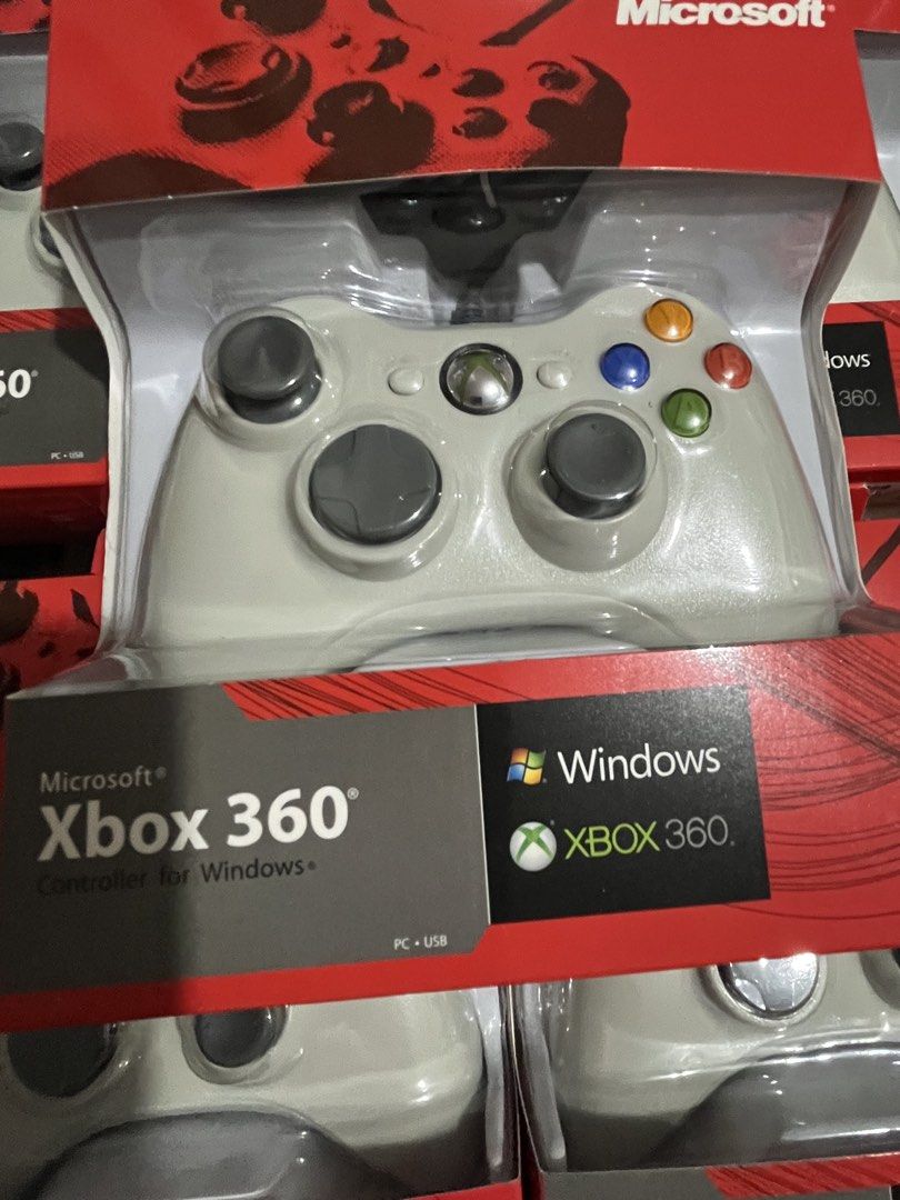 Xbox 360 controller wired450 (Category: Controllers) located in Quezon City. Submitted by juhaire (Listing ID 1470287397, Image 3). Description: Xbox wired 360 controller brand new Available black White450 Xbox controller 450 each Controller po ito ng xbox 360 unit Compatible din sa pc .