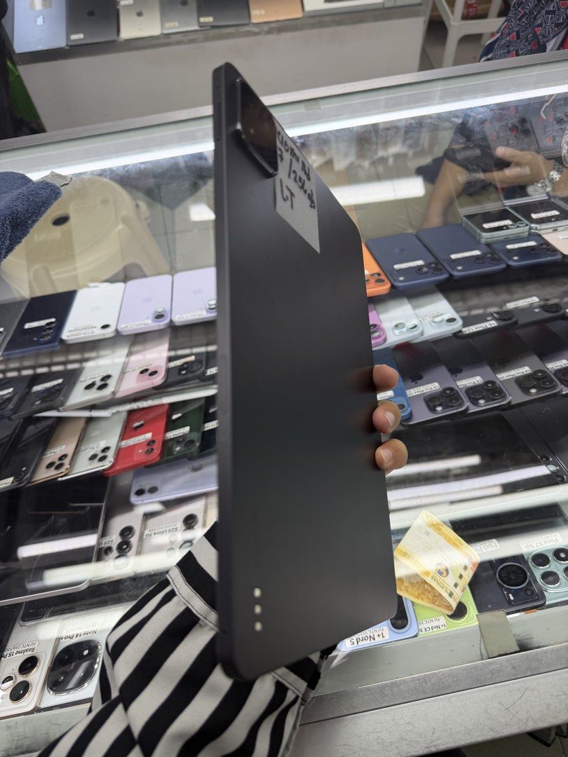 Xiaomi Pad 7 256gb Wifi No issue All working Unit only (Category: Android) located in San Juan City. Submitted by javedsgadgetshop (Listing ID 1470344913, Image 3). Description: INSTALLMENT OPTIONS : SPAY LATER / GGIVES / CREDIT CARD / SKYRO / HOMECREDIT (BRANDNEW) WE BUY AND SELL SO PWEDE MAGBINTA OR SWAP ! Quick Specs : 💵 Xiaomi Pad 7 •256gb •NTC Variant •Good batt health •Factory Unlock •95% Smoothness •No hidden issue | No Repaired •100% Aut