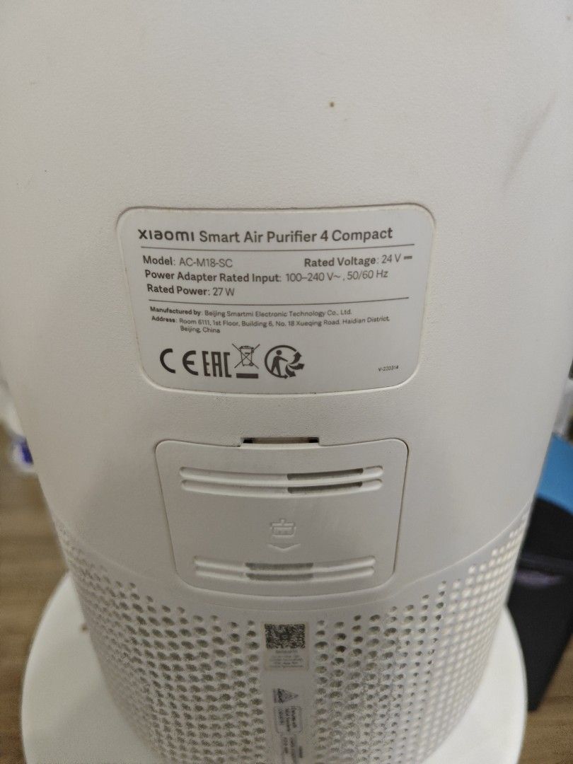 Xiaomi Smart Air Purifier 4 Compact AC-M18-SC (Category: Air Purifiers & Dehumidifiers) located in Caloocan City. Submitted by livewind.1c169c (Listing ID 1470248472, Image 2). Description: Xiaomi Smart Air Purifier 4 Compact – For Sale Specifications: Model: AC-M18-SC Rated Power: 27W Compact design, ideal for bedrooms and small rooms Smart air purifier Condition: Used Filter included Fully functional and working normally A new replacement filte