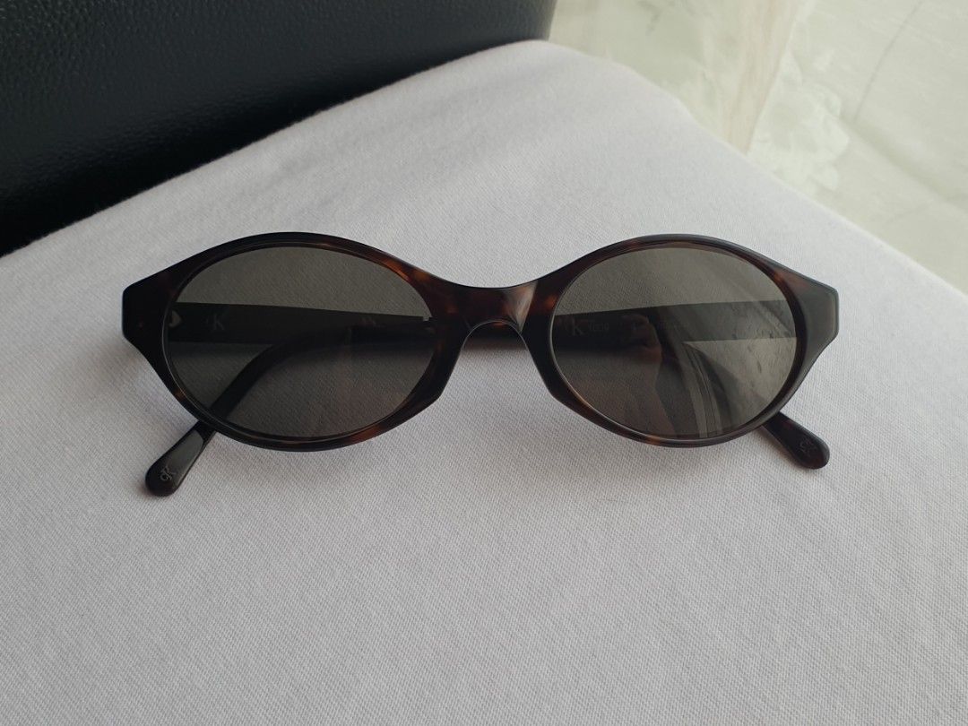 Y2K Calvin Klein Sunglasses (Category: Sunglasses & Eyewear) located in Quezon City. Submitted by WasalakTwo (Listing ID 1470228834, Image 2). Description: Bought in Japan Authentic U n i s e x Goodcondition Clean and presentable Open for delivery nationwide.