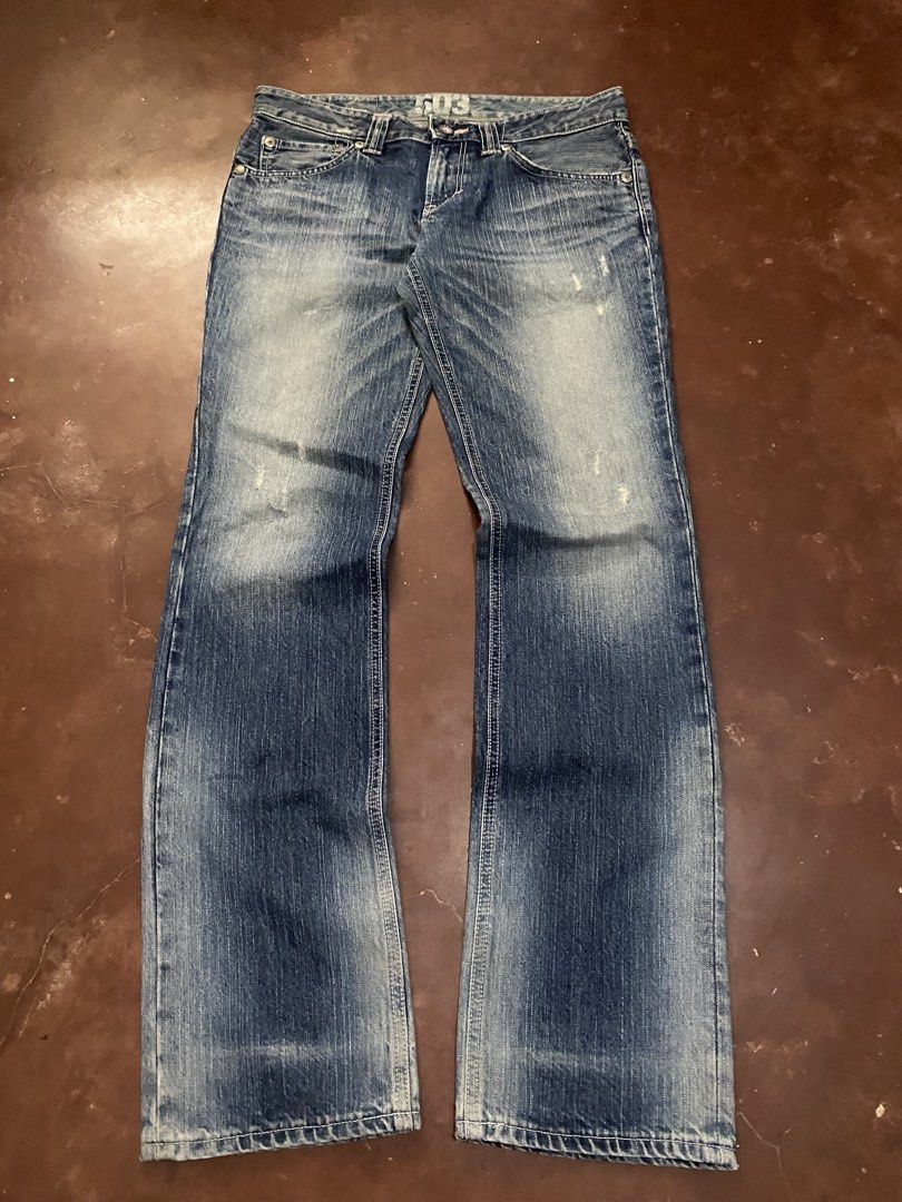 Y2k Edwin 503 Slim Straight (Category: Jeans) located in Malita. Submitted by ronnyboi (Listing ID 1470169123, Image 3). Description: W:33 L:41 T:11 H:8 Mine:400.