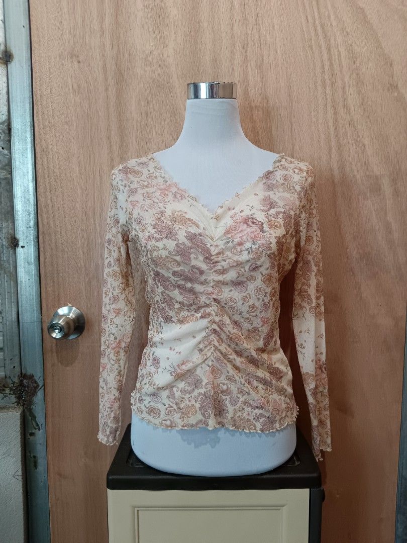 Y2k mesh floral tops (Category: Shirts) located in Davao. Submitted by mln-boutique (Listing ID 1470295522, Image 3). Description: size - Small to medium mesh/floral can do split or take all dm me or screenshot the item you want.