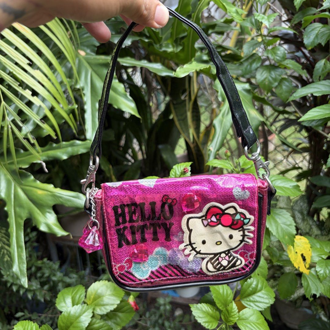 y2k Sanrio Hello Kitty mini hand bag / shoulder bag (Category: Shoulder Bags) located in Magalang. Submitted by luxgood18 (Listing ID 1470168126, Image 1). Description: y2k Sanrio Hello Kitty mini hand bag / shoulder bag Dated 2016 by sanrio.