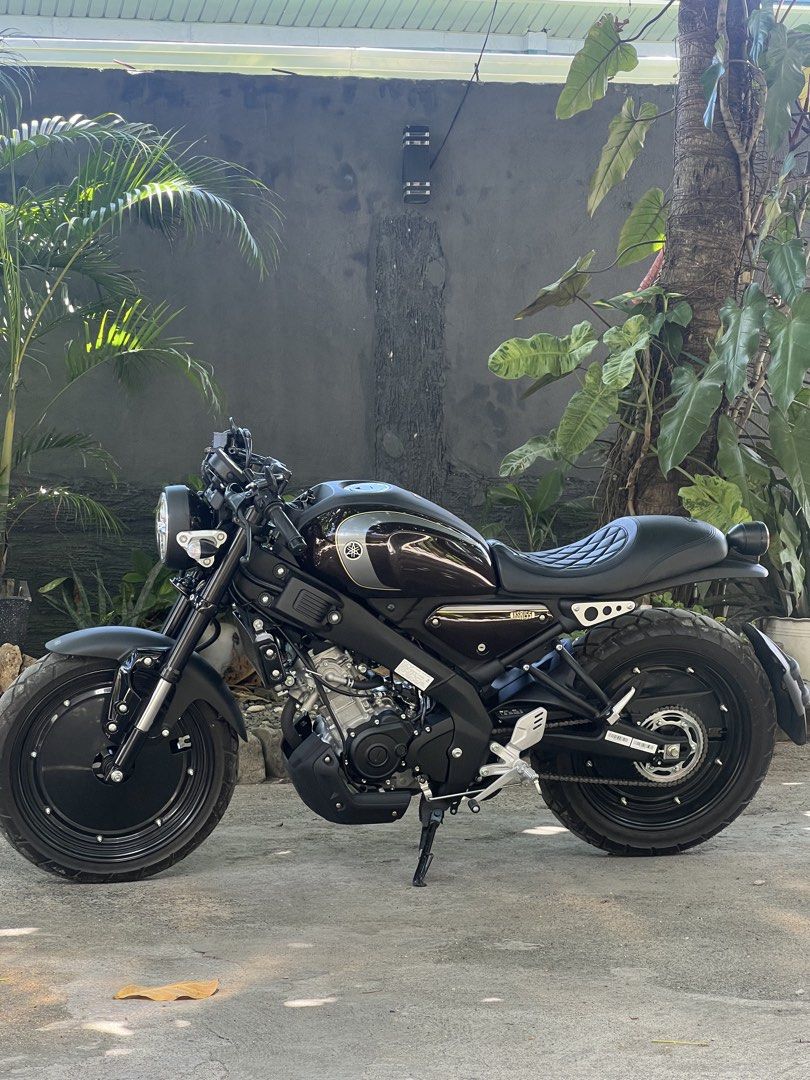Yamaha XSR155 Cafe Racer Custom Black (Category: Motorbikes for Sale) located in Manila. Submitted by ryu_mosher (Listing ID 1470197412, Image 1). Description: Yamaha XSR155 complete papers first owner acquired 690 odo no issue with plate lowered/ wheeldop/ clubman and tracker handle bar/ original yamaha cafe racer seat worth 7k.