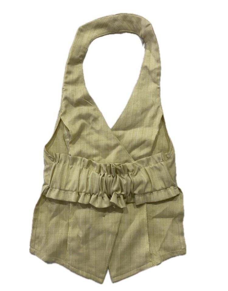 Yellow backless halter vest top (Category: Sleeveless) located in Antipolo. Submitted by mfl_08 (Listing ID 1470302397, Image 2). Description: Light yellow backless halter vest top ❗️no ww pic ❗️non nego ❗️delivery thru j&t or lalamove.