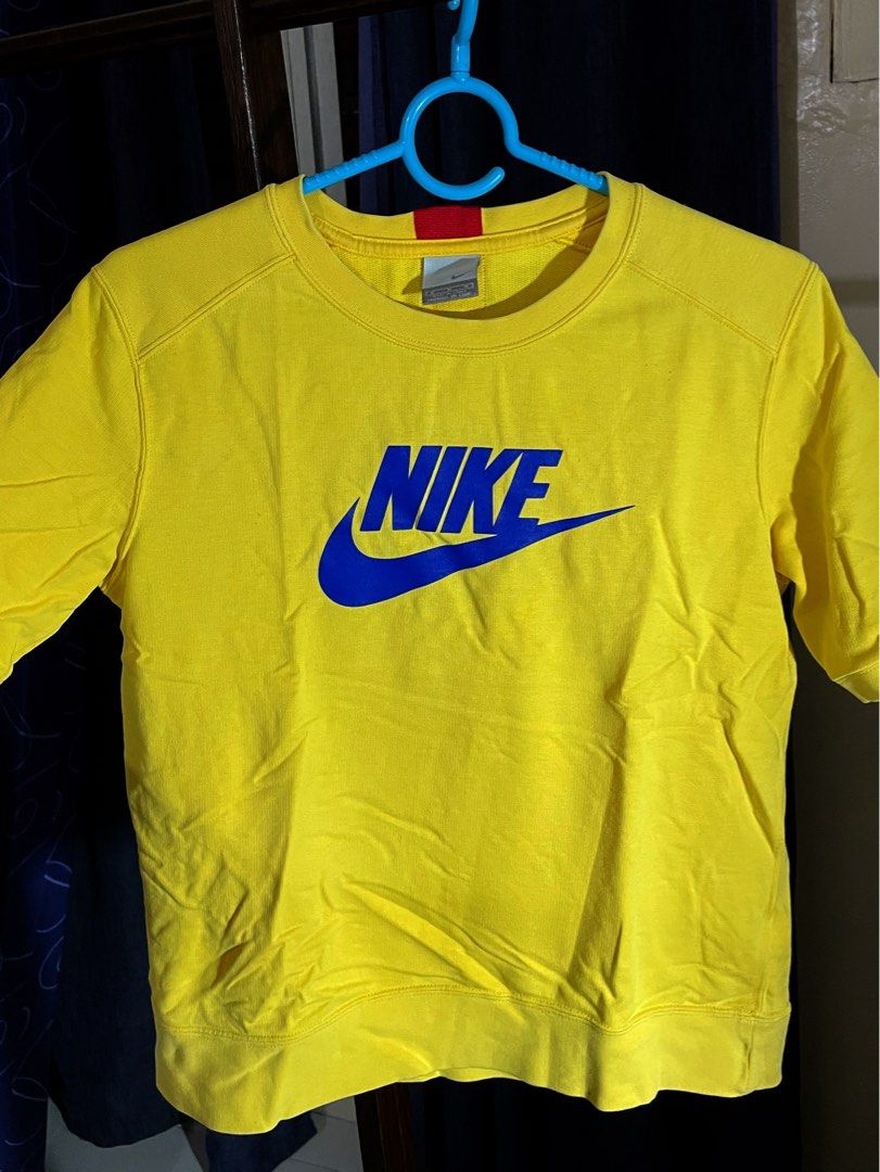 Yellow Nike Shirt (Category: Shirts) located in Manila. Submitted by siomair1ce (Listing ID 1470268761, Image 1). Description: Medium sized women’s Nike shirt in yellow RFS: I gained a lot of weight in the last year and I couldn’t fit into my old shirts. The arm band is digging into my arms whenever I try to wear it .
