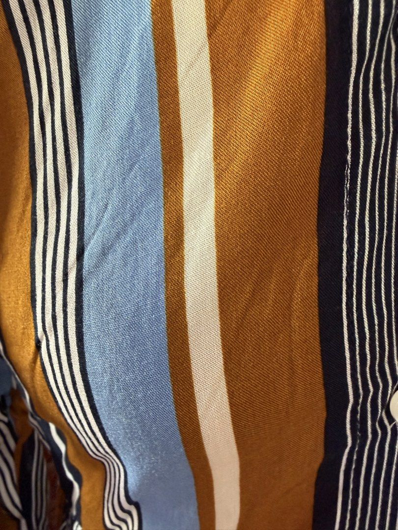 Zalora Stripe Dress (Category: Dresses) located in Calapan. Submitted by lesleiann (Listing ID 1470199651, Image 3). Description: Never pa po ito nasuot pero naalis ko na yung tag. Hindi lang bagay saken 😅 di ko na nai-return.