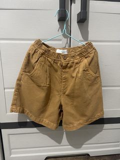 (Category: ) located in . Submitted by zntinycloset (Listing ID 1470159292, Image 1). Description: .