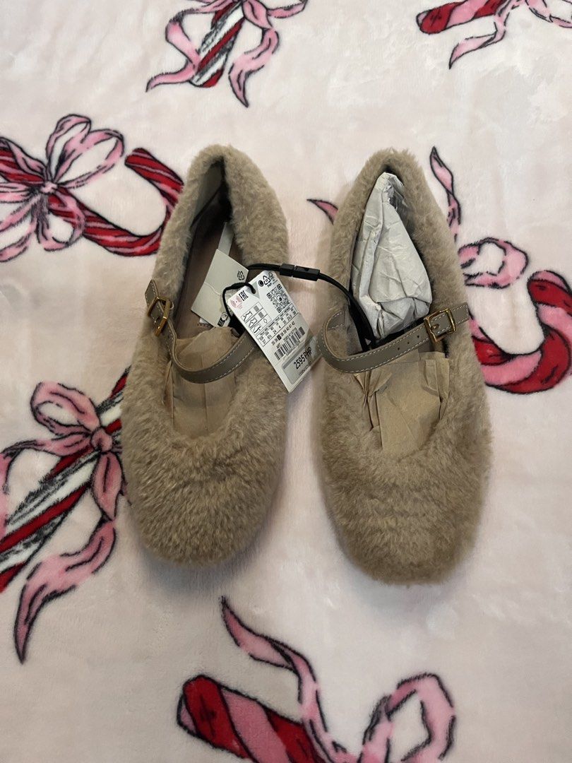 ⋆. 𐙚 ˚ zara fur flats (Category: Sneakers) located in Makati City. Submitted by thezarachives (Listing ID 1470336727, Image 1). Description: .