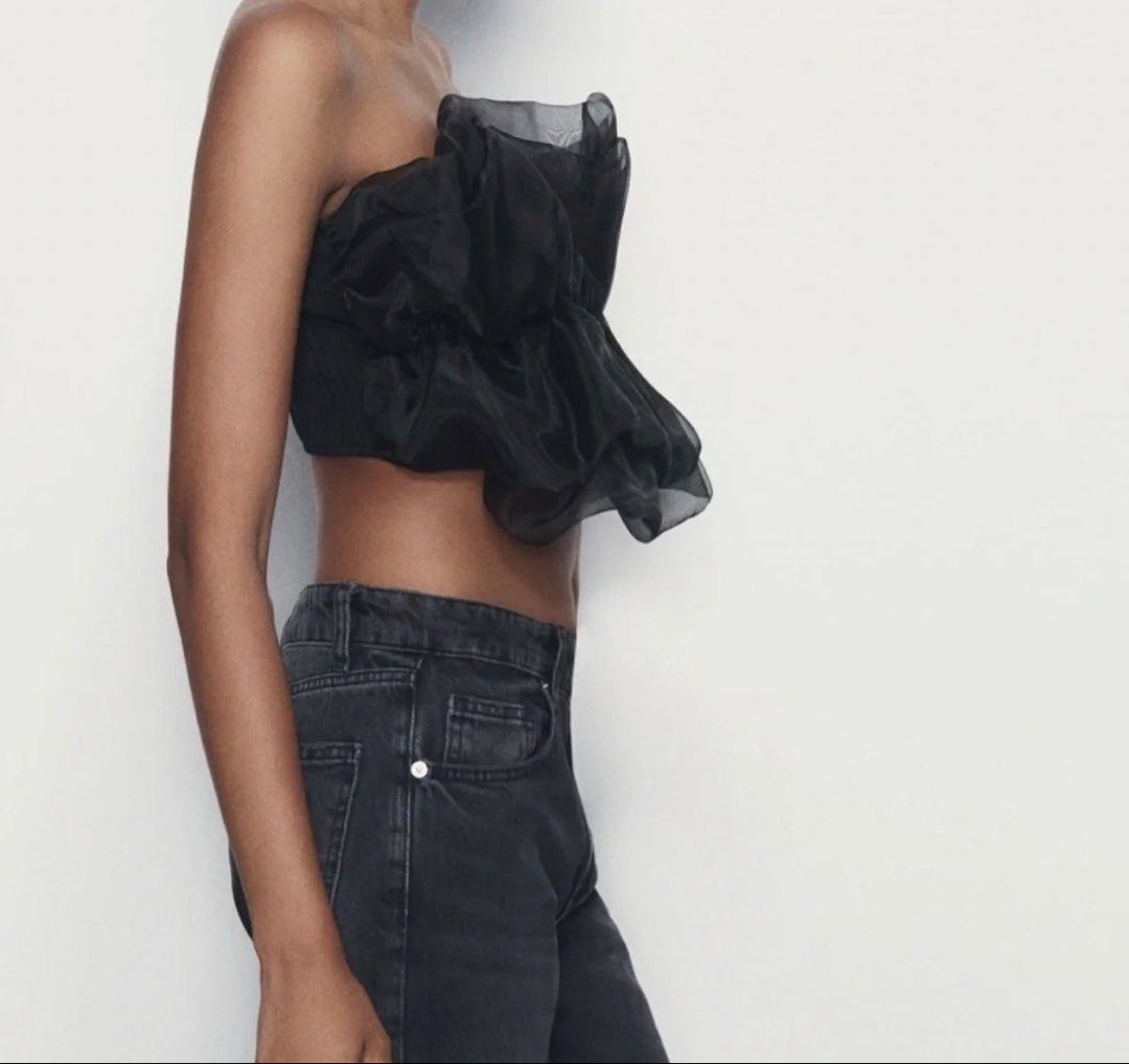 ZARA Organza Bandeau Top (Category: Others Tops) located in Angeles City. Submitted by shewhosells_ (Listing ID 1470282079, Image 2). Description: Wore it once. .