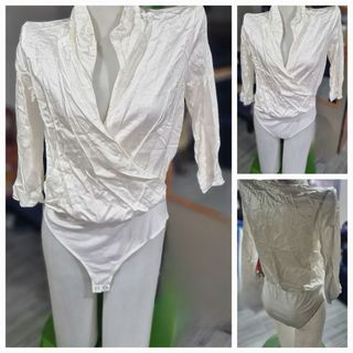 (Category: ) located in . Submitted by reloved.closet26 (Listing ID 1470192732, Image 1). Description: .