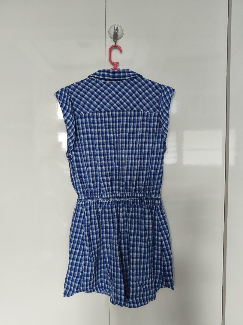 Zara Short Checkered Jumpsuit (Category: Jumpsuits) located in Manila. Submitted by smilefashion08 (Listing ID 1470159004, Image 3). Description: Original Zara.