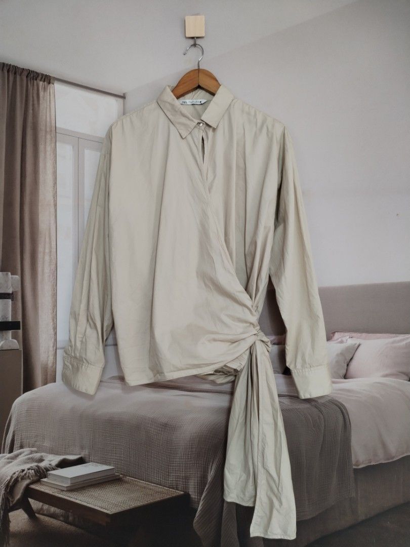 Zara tan wrap top (Category: Longsleeves) located in Lucena. Submitted by styleddsc (Listing ID 1470151391, Image 2). Description: .