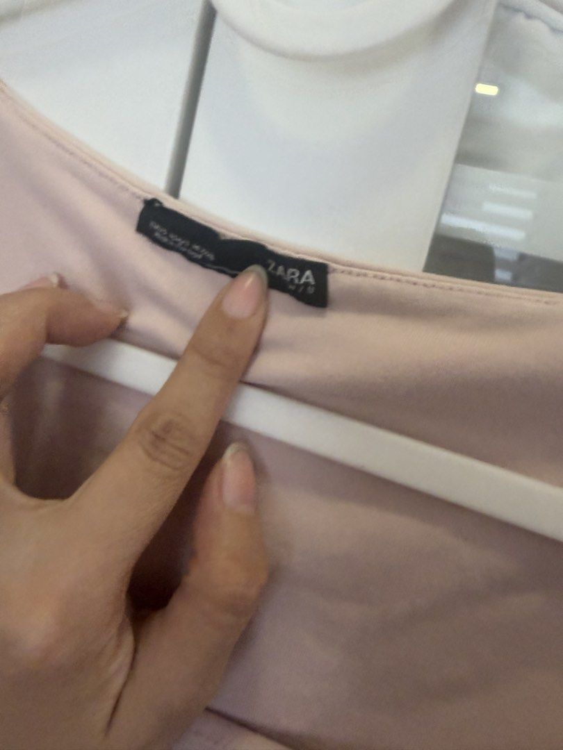 Zara tank top (Category: Longsleeves) located in Quezon City. Submitted by destashingmycloset (Listing ID 1470192749, Image 2). Description: .