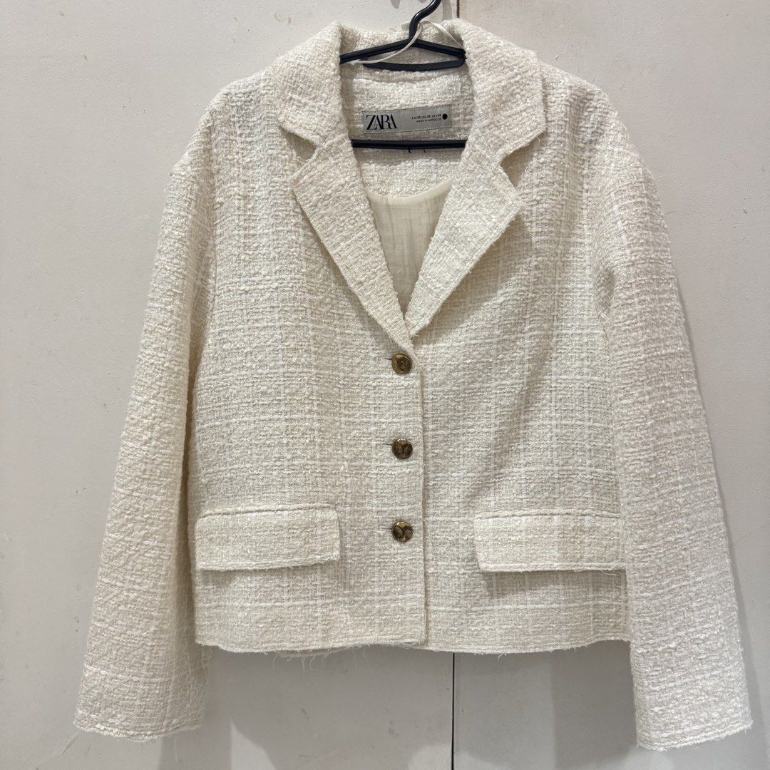 Zara Tweed Blazer (Category: Coats, Jackets and Outerwear) located in Makati City. Submitted by iammvenice (Listing ID 1470236869, Image 1). Description: -fits s-m -worn once lang -bought for 5k .
