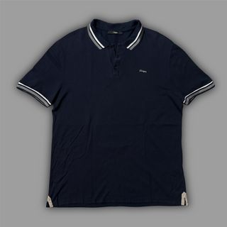(Category: ) located in . Submitted by hype_thrifts (Listing ID 1470313825, Image 1). Description: .