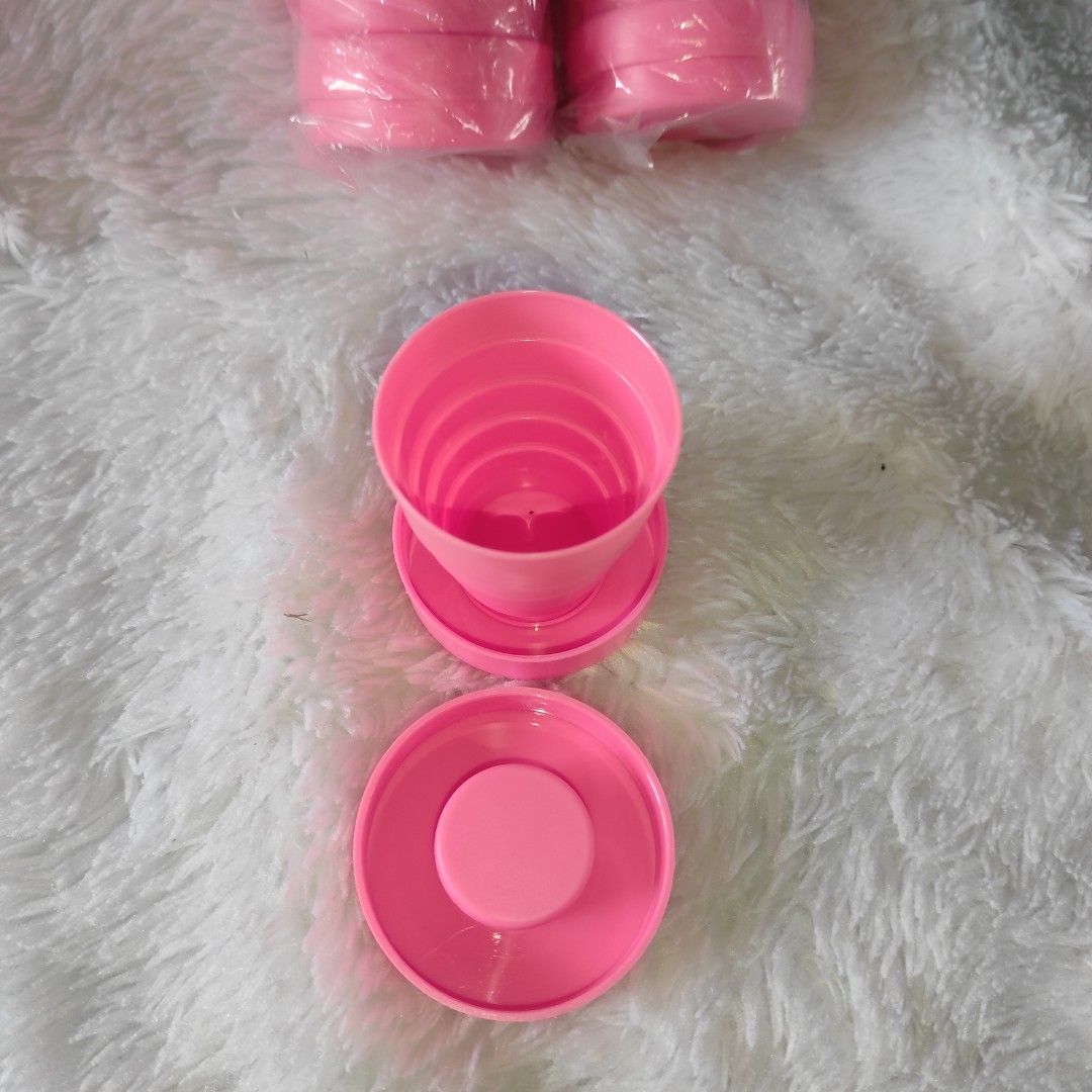 100ml Portable Collapsible Drinking Cup (Category: Other Kitchenware & Tableware) located in Cainta. Submitted by fukunekojapansurplus (Listing ID 1470368851, Image 2). Description: Take all 11 pieces for 100 pesos Portable Collapsible Drinking Cup 100ml Made of plastic 100 pesos for 11 pieces Ideal for Christmas stocking fillers No other colors BRAND NEW.