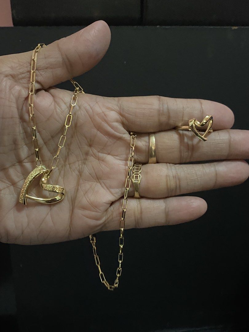 14k vermeil gold (Category: Body Jewelry) located in Manila. Submitted by jen_26 (Listing ID 1470508465, Image 2). Description: SET NA PO 500 LANG 14K COATED VERMEIL GOLD ✅Hypoallergenic ✅Not pawnable ✅Non tarnish pm lang sa gusto mgresell my gc po aq Perfecr sa walang budget sa real gold!!Pra k ng nkareal gold jan.
