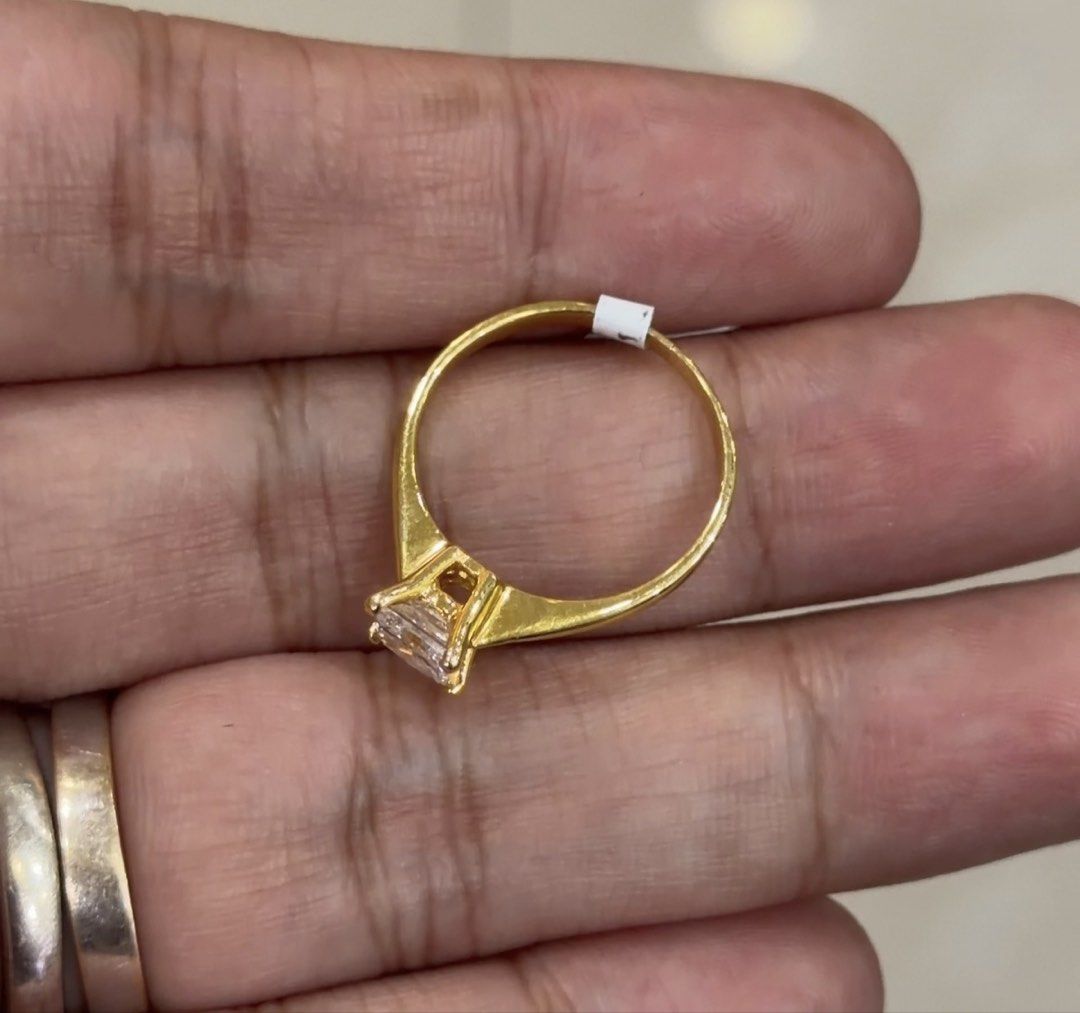 14K Yellow Gold Princess-cut Diamond Ring (Category: Rings) located in Las Pinas. Submitted by houseofgems0 (Listing ID 1470476365, Image 2). Description: 14K Yellow Gold Princess-cut Diamond Ring Details: - 14K Yellow Gold | 2.3 grams - Size: 6.5 - 1 princess-cut natural diamonds (G, VS2) - PRICE: ₱93,000 💎 All items are 100% AUTHENTIC/PAWNABLE. 💎 LAYAWAY AVAILABLE Send us a message to inquire..