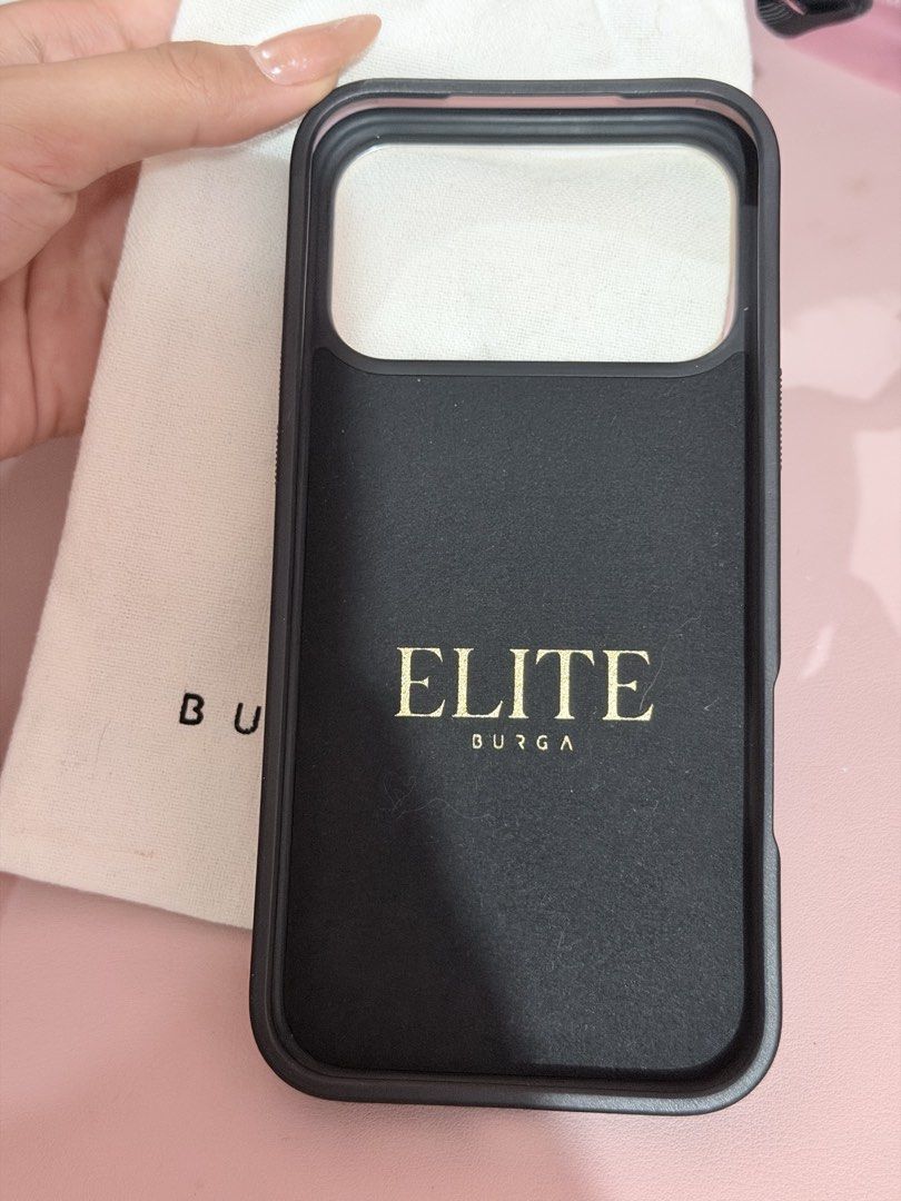 17 pro max burga case (Category: Cases & Sleeves) located in Taguig. Submitted by chen.preloveddd (Listing ID 1470548185, Image 2). Description: Used for 1 week only Minimal scratches on gold part Rfs: Need funds 📍Taguig south signal village.