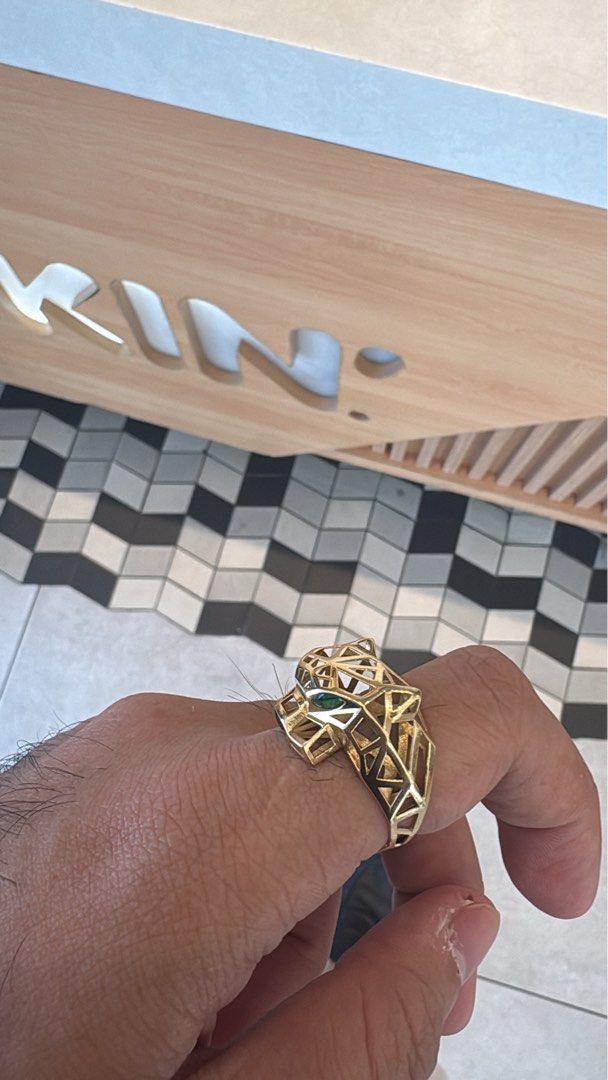 18k Panther ring and pendant (Sold as Set) (Category: Rings) located in Manila. Submitted by jjjohnm (Listing ID 1470398930, Image 1). Description: From my personal collection, letting this go to fund another jewelry purchase hehe selling it for 7,200.00 per gram. .
