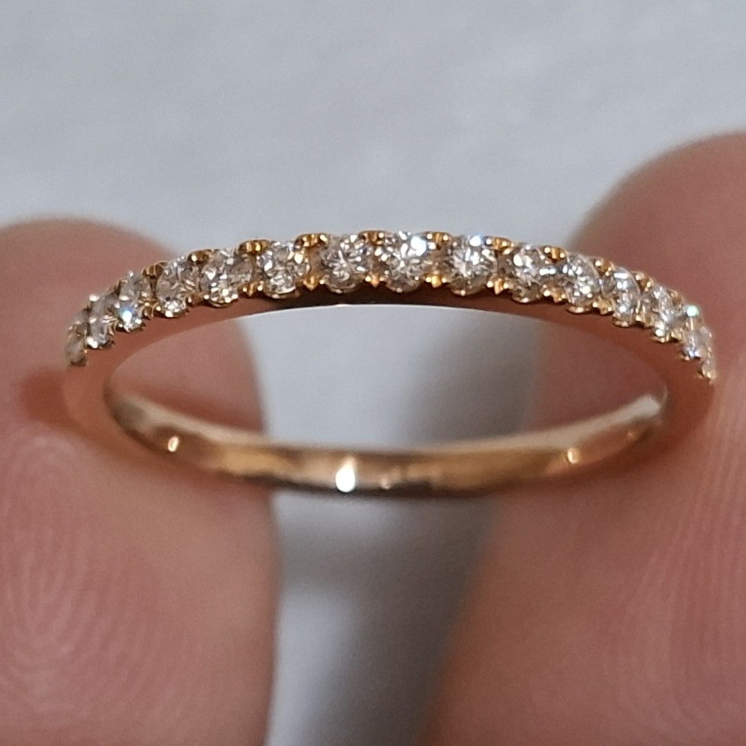 18k Rose Gold Half Eternity Diamond Ring (Category: Rings) located in Manila. Submitted by treasurechest888 (Listing ID 1470459474, Image 2). Description: Video available upon request! Mas mabrilyo ang diamonds sa personal. Preowned 18k rose gold half eternity diamond ring (.26ct VS diamonds, 2.20 grams, size 6.75). Only 21,500 pesos. Pwede COD or COP ng LBC with 1,000 pesos diamonds..