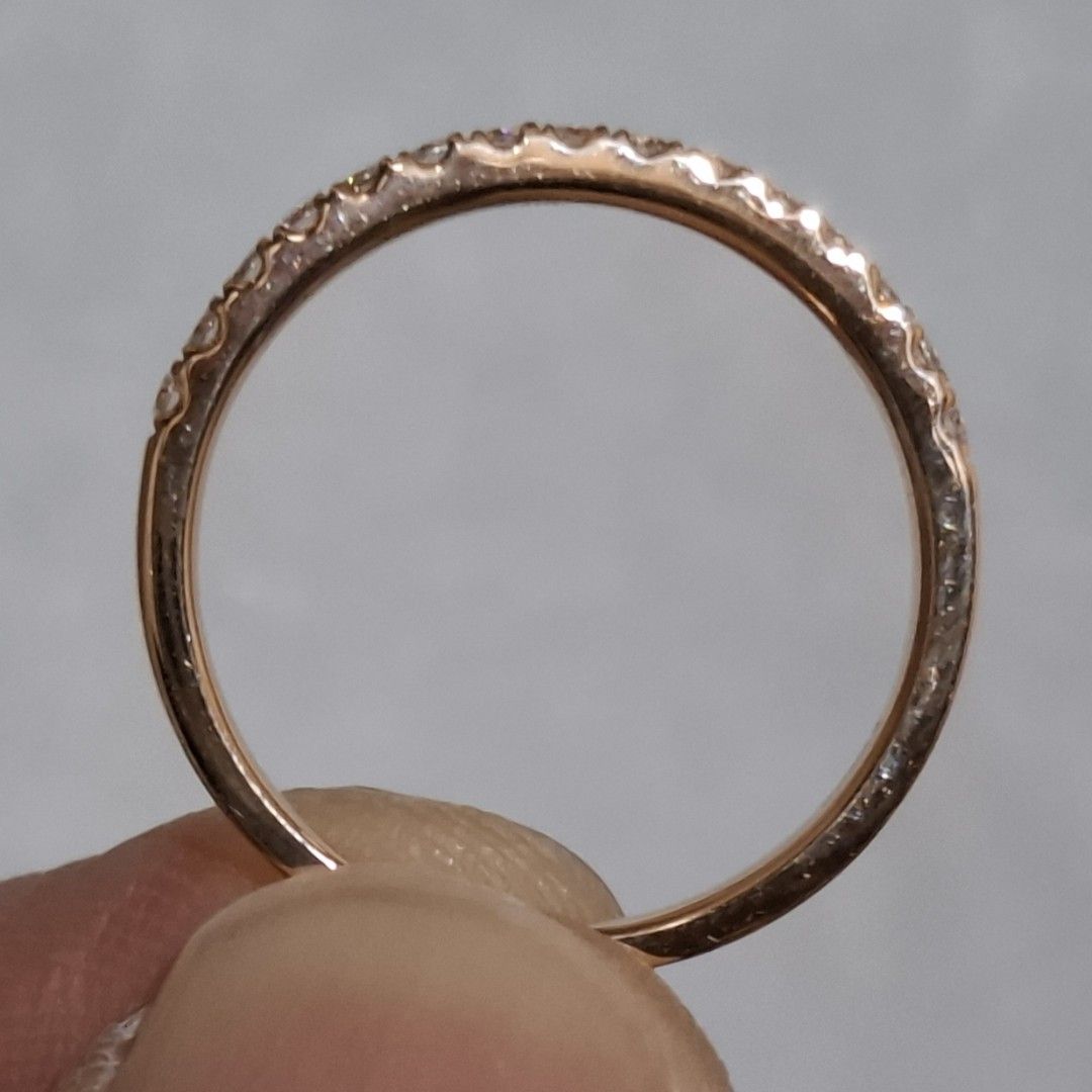 18k Rose Gold Half Eternity Diamond Ring (Category: Rings) located in Manila. Submitted by treasurechest888 (Listing ID 1470459474, Image 3). Description: Video available upon request! Mas mabrilyo ang diamonds sa personal. Preowned 18k rose gold half eternity diamond ring (.26ct VS diamonds, 2.20 grams, size 6.75). Only 21,500 pesos. Pwede COD or COP ng LBC with 1,000 pesos diamonds..