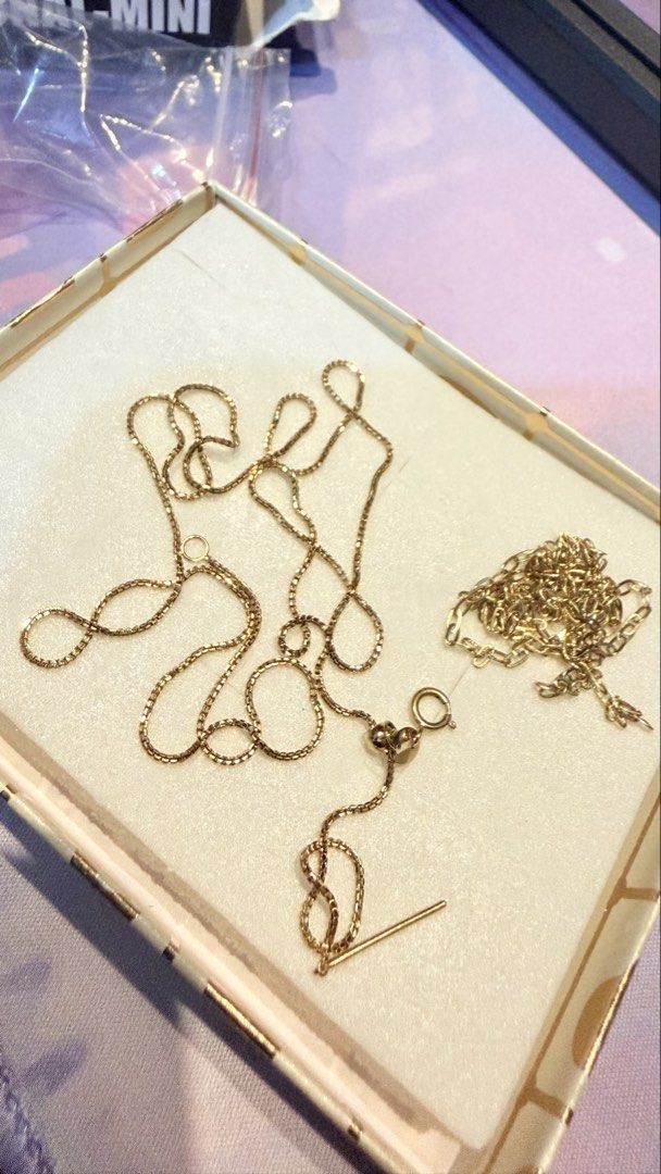 18K saudi gold necklaces with issue (Category: Necklaces) located in Cavite. Submitted by prelovedsbyanneb (Listing ID 1470489753, Image 1). Description: With hinang ang slider chain 20” Putol ang cable chain 15” 3.34 grams total For take all 5999 per gram.