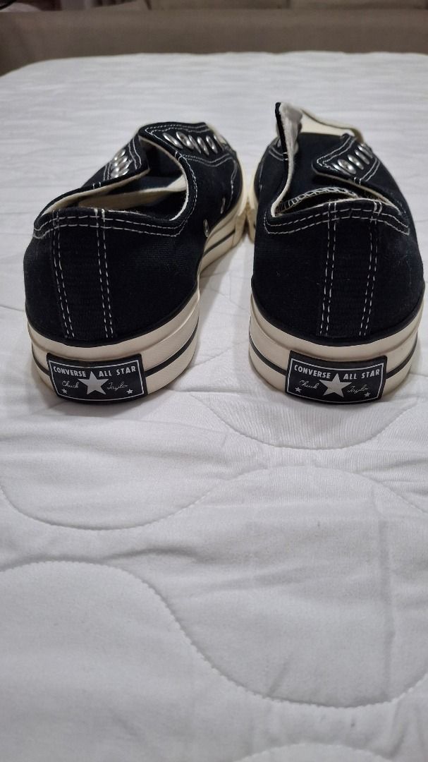 1970s Classics Black Canvas Low Top Authentic Canvas Shoes (Category: Sneakers & Footwear) located in Las Pinas. Submitted by emyemy5 (Listing ID 1470529227, Image 3). Description: Brand new, only fitted Mens size 9, Womens size 11 Bought the wrong size, shoes indicate as Converse but are likely offbrand as bought on orange app. Feels the same/similar to original Converses I have. No box.
