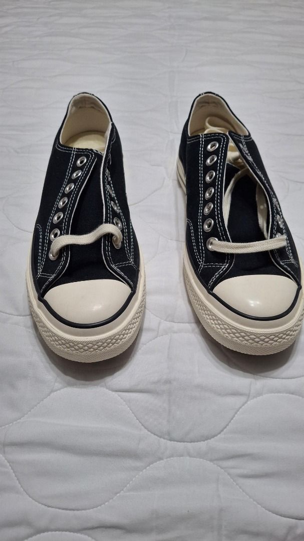 1970s Classics Black Canvas Low Top Authentic Canvas Shoes (Category: Sneakers & Footwear) located in Las Pinas. Submitted by emyemy5 (Listing ID 1470529227, Image 2). Description: Brand new, only fitted Mens size 9, Womens size 11 Bought the wrong size, shoes indicate as Converse but are likely offbrand as bought on orange app. Feels the same/similar to original Converses I have. No box.