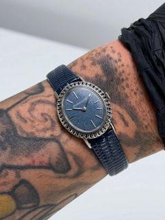 (Category: ) located in . Submitted by e.s.watches (Listing ID 1470408506, Image 1). Description: .