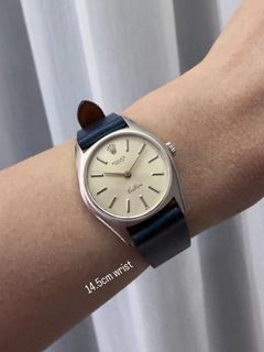(Category: ) located in . Submitted by e.s.watches (Listing ID 1470415476, Image 1). Description: .