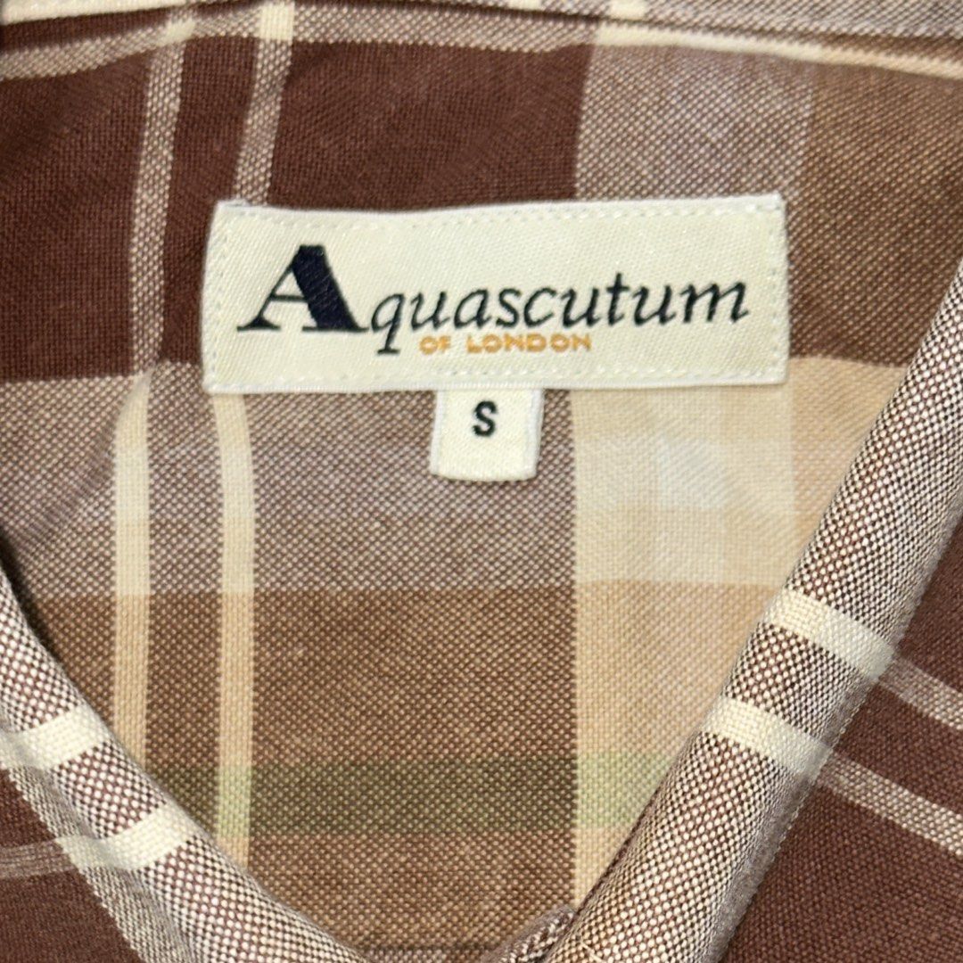 2000s Aquascutum Plaid Button Down Shirt (Category: Luxury Apparel) located in Manila. Submitted by josh_4386 (Listing ID 1470411906, Image 2). Description: 2000s Aquascutum Plaid Button Down Shirt. Size: S Measurements: W: 20.5 L: 27 ₱1200 .