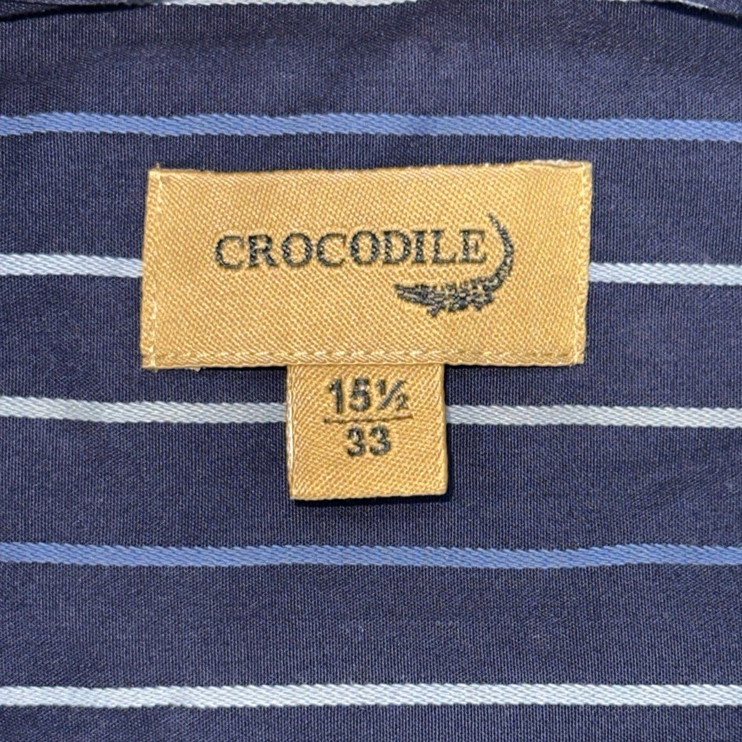 2000s Crocodile Button Down Shirt (Category: Formal Shirts) located in Manila. Submitted by josh_4386 (Listing ID 1470412219, Image 2). Description: 2000s Crocodile Button Down Shirt. Size: M Measurements: W: 20.5 L: 27 ₱450 .