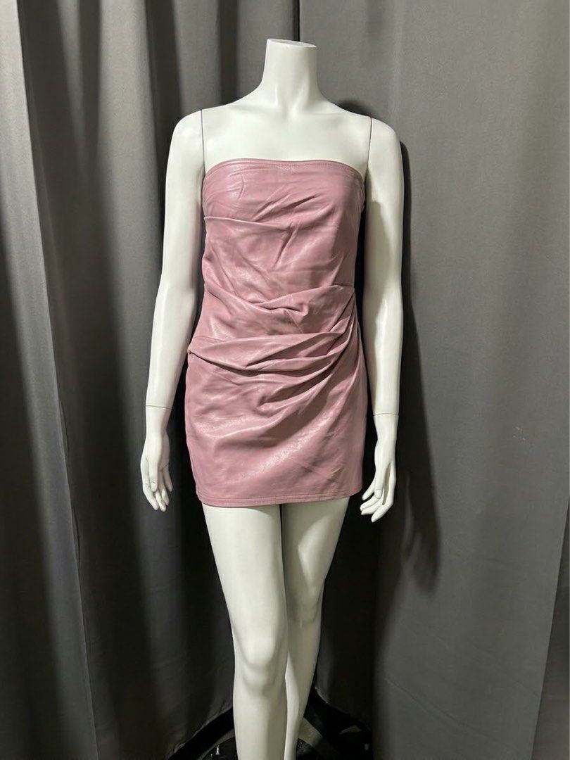 2000s Loewe Archive Draped Leather Strapless Dress (Category: Dresses) located in Baguio. Submitted by thecollector2600 (Listing ID 1470394777, Image 1). Description: Pit to pit-14” Length-26”.