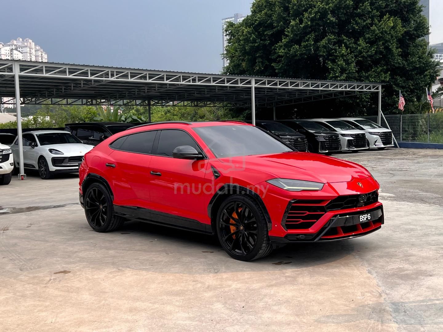 2020 Lamborghini Urus 4.0L V8, Cars, Cars for Sale on Carousell