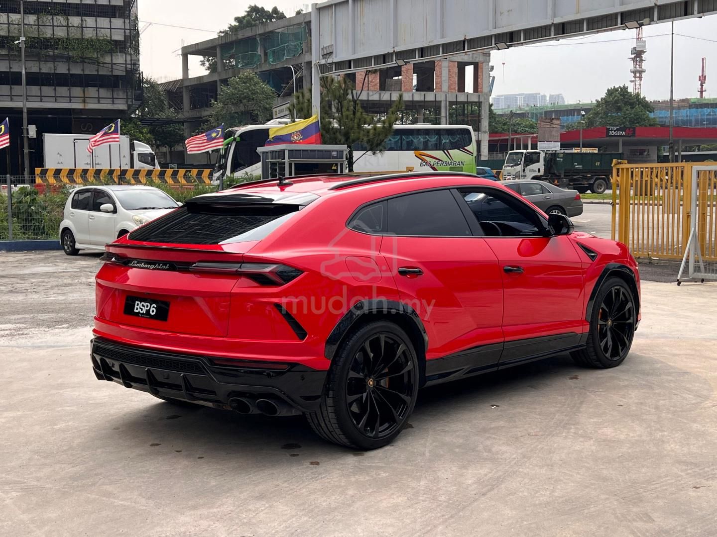 2020 Lamborghini Urus 4.0L V8, Cars, Cars for Sale on Carousell
