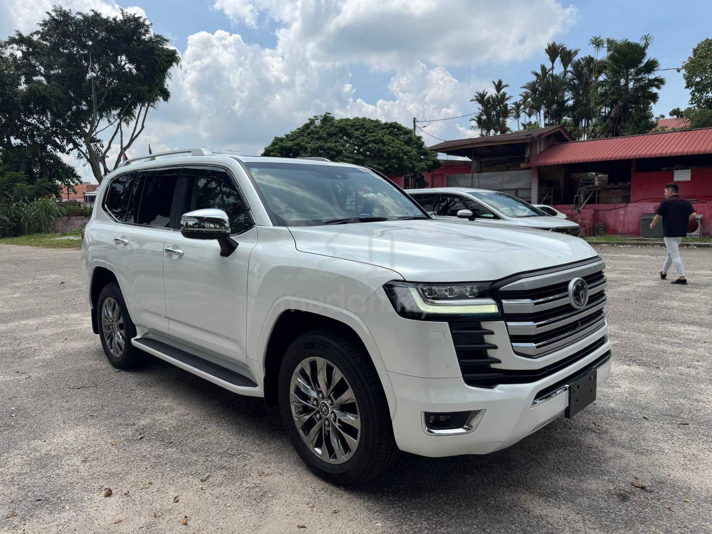 2024 Toyota LANDCRUISER 3.4 ZX FJA300W (A), Cars, Cars for Sale on ...