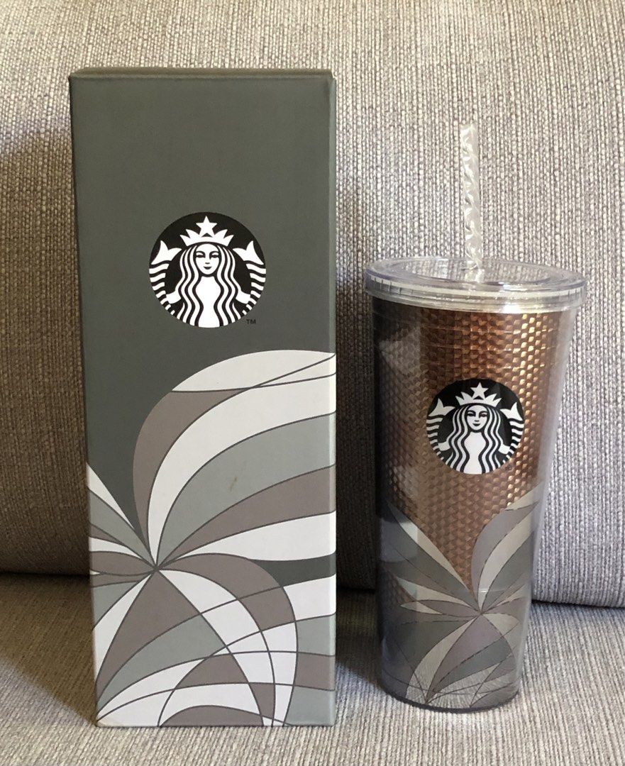 22 oz Limited Edition Starbucks Cold Cup (Category: Water Bottles & Tumblers) located in Manila. Submitted by dlorne (Listing ID 1470399713, Image 1). Description: 2023 Starbucks Traditions Cold Cup is a 22-ounce limited-edition cold cup released as part of Starbucks Philippines’ 25th- anniversary holiday promotion..
