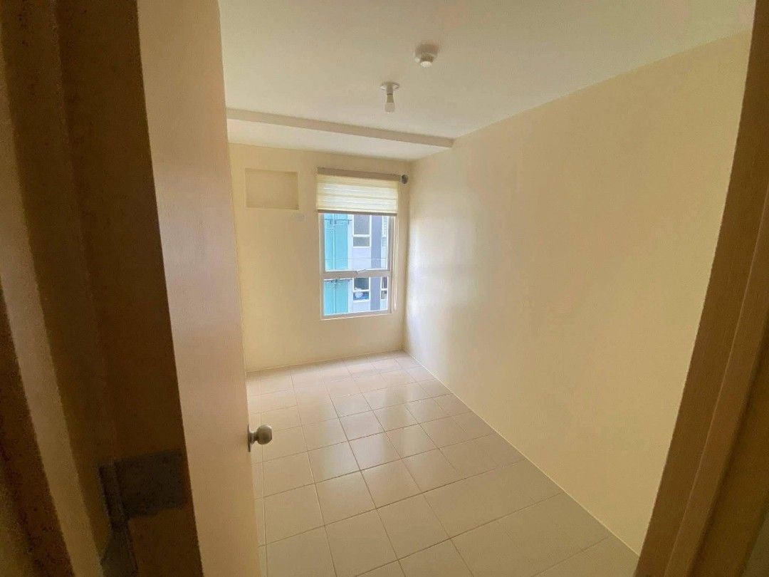 2BR CONDO (Category: Apartments & Condos) located in Manila. Submitted by danylreyes07 (Listing ID 1470545201, Image 2). Description: 🏡 ₱10K LANG, MAY CONDO KA NA! 👀 Looking for a place to call your own? ✅ Rent-to-own ✅ Ready for occupancy ✅ Pag-IBIG / Bank financing Curious sa monthly? Message me for details! 📩.