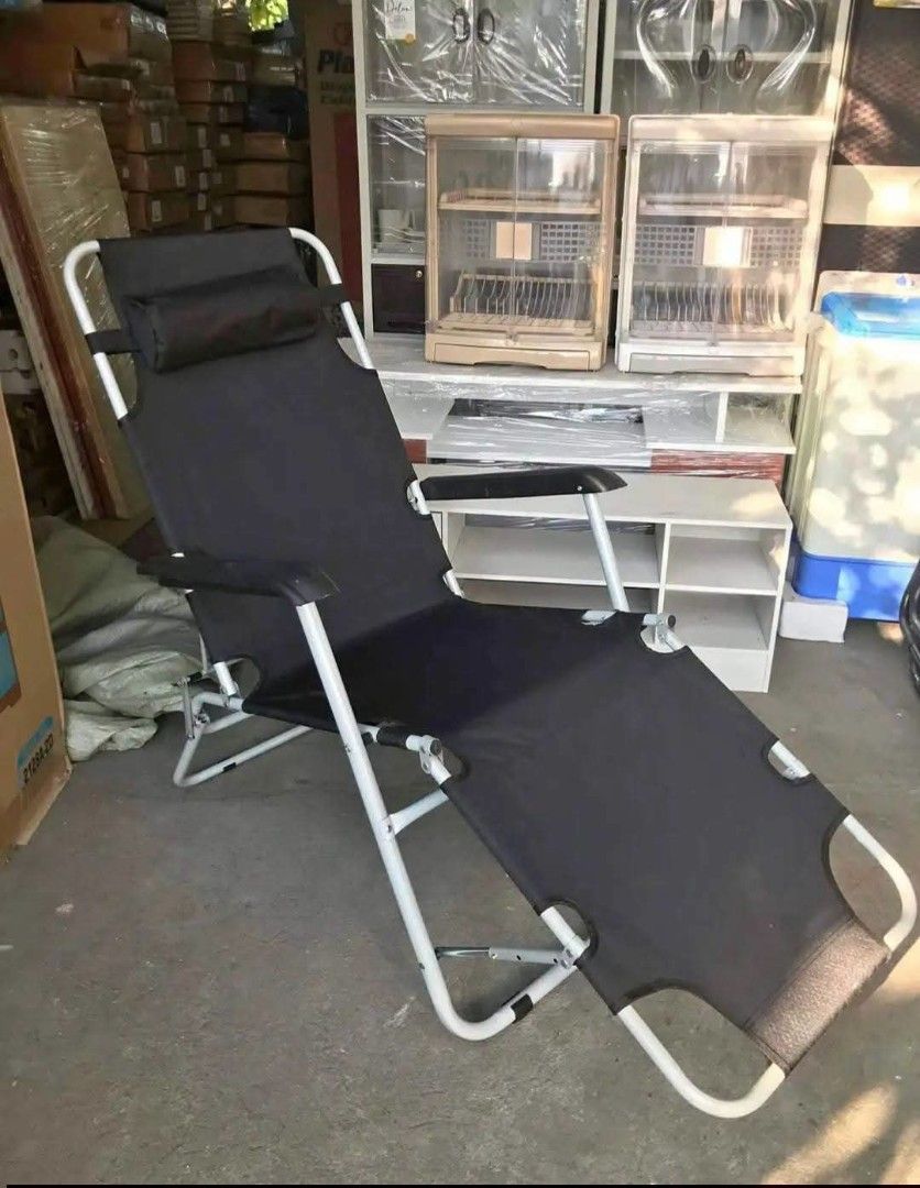2in1 RECLINING CHAIR HEAVY DUTY (Category: Outdoor Furniture) located in Manila. Submitted by zhaeila23 (Listing ID 1470413686, Image 2). Description: Onhand and Brandnew💯 2 in 1 Reclining Chair/Folding Bed ✅Heavyduty🔥 ✅100kgs capacity Black🖤 avail color! ₱1,200 only!! ₱1,200 only!! 📍Sanmiguel, Pasig Location Deliver COD with sf/Pickup🛵.