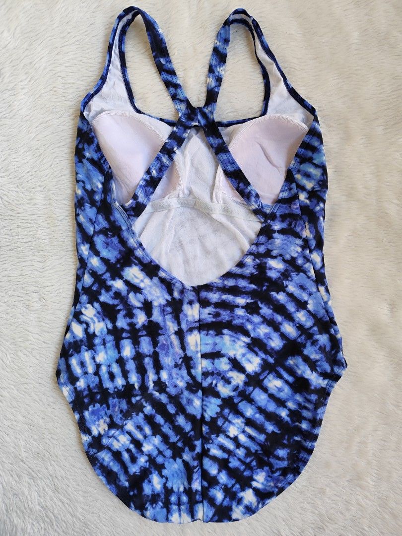 (2XL-3XL) Speedo Plus Size Swimsuit (Category: Bikinis & Swimsuits) located in Paranaque City. Submitted by tanz2014 (Listing ID 1470418665, Image 2). Description: 🥀𝐏𝐋𝐔𝐒 𝐒𝐈𝐙𝐄 𝐒𝐖𝐈𝐌𝐖𝐄𝐀𝐑🥀 🌻Good Used🌻 🌼Brand: SPEEDO ➡️Built in Pad ➡️with lint see photo 🌸Size: 2XL-3XL 💸Mine: P449 🔺All Items are PRELOVED in good condition. 🔺Please do manage your expectations. 🔺WASH before USE‼️ 🔺BUY at your own RISK‼️ ❌NO RETURN, NO EXCHANGE 