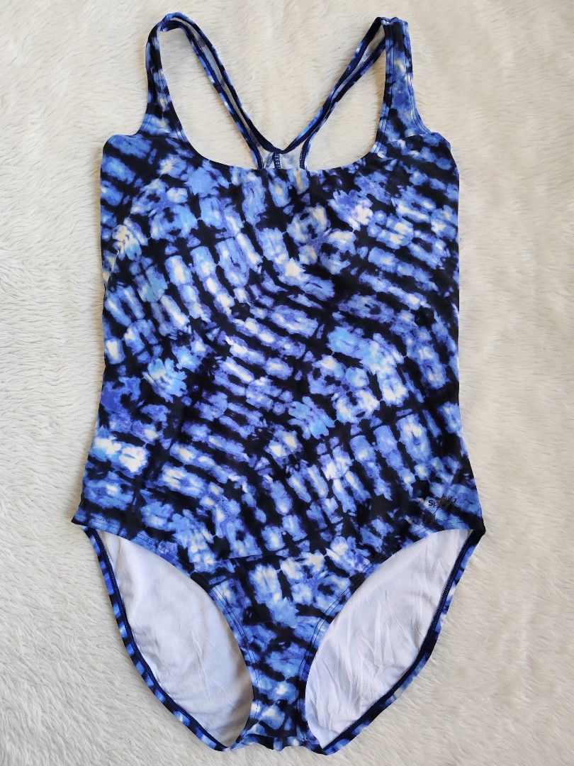 (2XL-3XL) Speedo Plus Size Swimsuit (Category: Bikinis & Swimsuits) located in Paranaque City. Submitted by tanz2014 (Listing ID 1470418665, Image 1). Description: 🥀𝐏𝐋𝐔𝐒 𝐒𝐈𝐙𝐄 𝐒𝐖𝐈𝐌𝐖𝐄𝐀𝐑🥀 🌻Good Used🌻 🌼Brand: SPEEDO ➡️Built in Pad ➡️with lint see photo 🌸Size: 2XL-3XL 💸Mine: P449 🔺All Items are PRELOVED in good condition. 🔺Please do manage your expectations. 🔺WASH before USE‼️ 🔺BUY at your own RISK‼️ ❌NO RETURN, NO EXCHANGE 