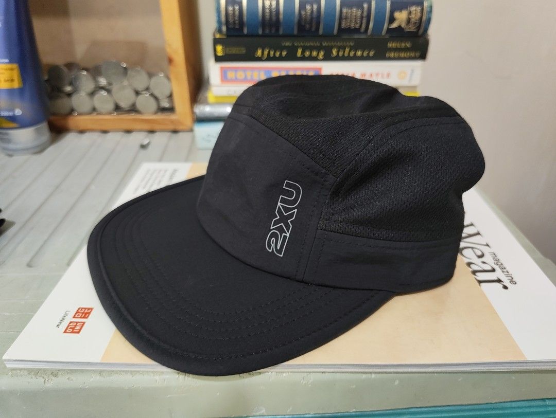 2XU Light Speed Cap (Category: Activewear) located in Valenzuela. Submitted by nl.ndy (Listing ID 1470376448, Image 1). Description: 2XU Light Speed Cap Size: OSFA Condition: New w/tags RFS: Decluttering Very breathable and lightweight. Pickup @ valenzuela city.