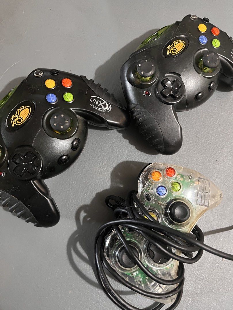 3rd Party Gaming Controllers UNTESTED (Category: Controllers) located in Quezon City. Submitted by ArtsyLife1012 (Listing ID 1470354468, Image 2). Description: 3rd Party Gaming Controllers UNTESTED Take all 500 php RFS: Decluttering Sale Grab/lalamove pick up Gcash BPI payment Location T sora Qc .