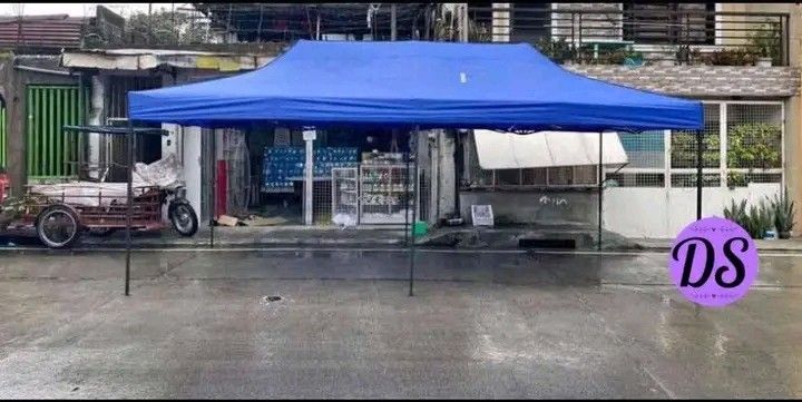 3x4.5m Rectractable Tent (Category: Outdoor Furniture) located in Manila. Submitted by micoooy (Listing ID 1470488391, Image 3). Description: .