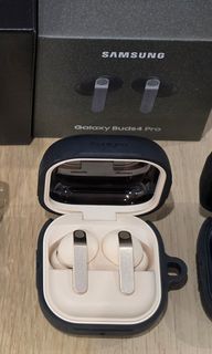 （分類：）位於 。 由 queenie_m 提交（商品編號 1468539186，圖片 1）。簡介： 。