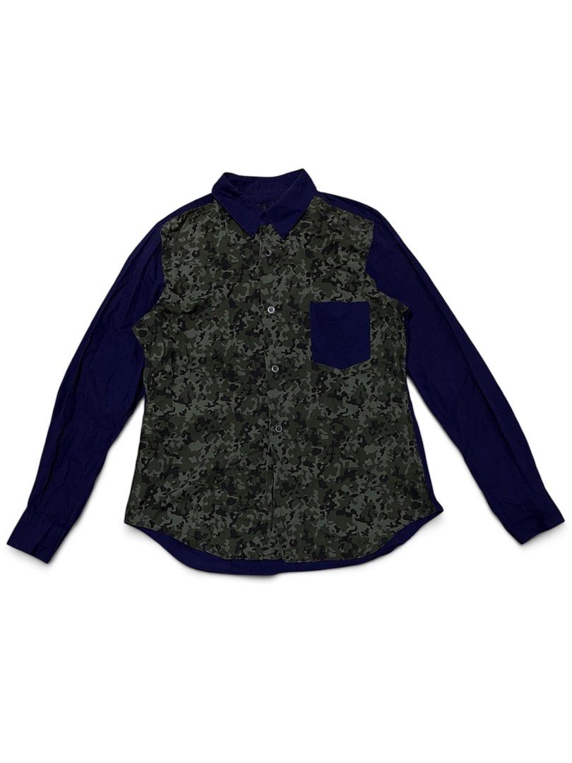 🏷️ Black Comme des Garçons AD2011 (Category: Luxury Apparel) located in Manila. Submitted by angelamaec (Listing ID 1470538298, Image 1). Description: Excellent condition Add ship.