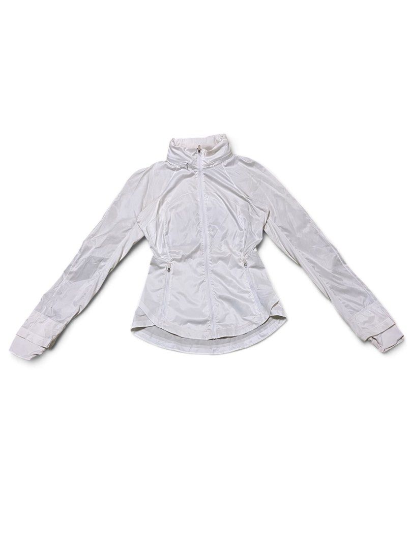 🏷️ Lululemon Goal Smasher Jacket (Category: Coats, Jackets and Outerwear) located in Manila. Submitted by angelamaec (Listing ID 1470537642, Image 3). Description: Excellent condition Add ship.